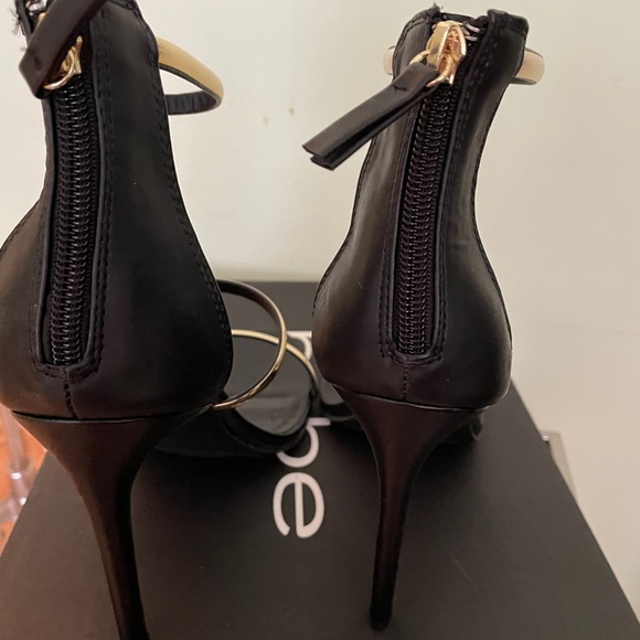 Ladies shoes /Bebe - Picture 6 of 6